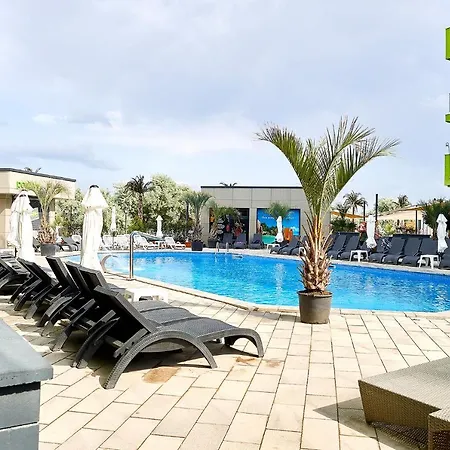 Coral N Pool Alezzi Beach Lägenhet